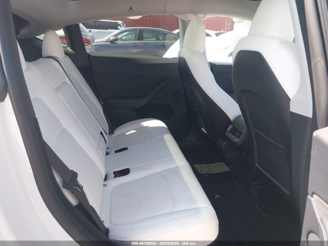 Продажа на аукционе авто 2023 Tesla Model Y Awd/long Range Dual Motor All-wheel Drive, vin: 7SAYGDEE8PA106055, номер лота: 46160004