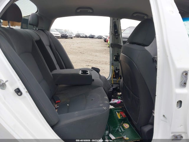 Продаж на аукціоні авто 2015 Kia Optima Lx, vin: KNAGM4A75F5611639, номер лоту: 46160009