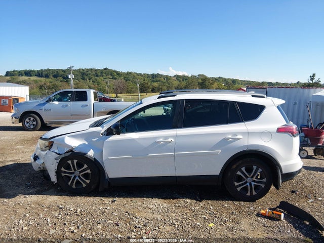 Продаж на аукціоні авто 2017 Toyota Rav4 Le, vin: 2T3BFREV1HW571391, номер лоту: 46160033