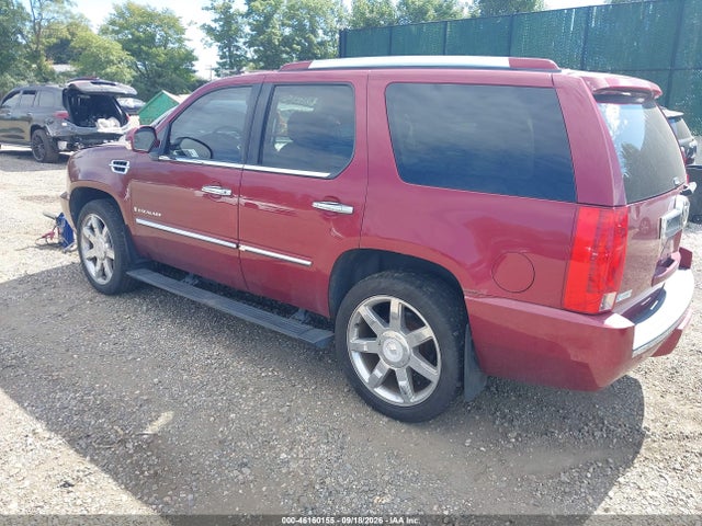 2008 Cadillac Escalade Standard მანქანა იყიდება აუქციონზე, vin: 1GYFK63848R117414, აუქციონის ნომერი: 46160155