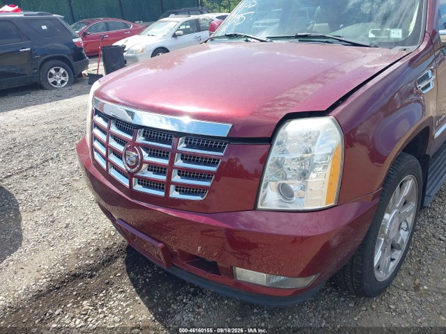 2008 Cadillac Escalade Standard მანქანა იყიდება აუქციონზე, vin: 1GYFK63848R117414, აუქციონის ნომერი: 46160155