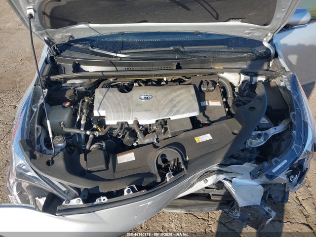 46160176 :رقم المزاد ، JTDKARFU8G3005556 vin ، 2016 Toyota Prius Four Touring مزاد بيع