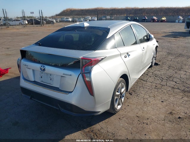46160176 :رقم المزاد ، JTDKARFU8G3005556 vin ، 2016 Toyota Prius Four Touring مزاد بيع