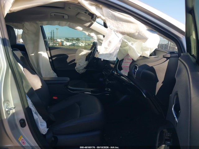 46160176 :رقم المزاد ، JTDKARFU8G3005556 vin ، 2016 Toyota Prius Four Touring مزاد بيع