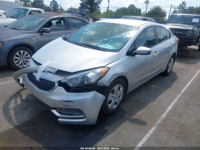 46160180 :رقم المزاد ، KNAFK4A63F5307847 vin ، 2015 Kia Forte Lx مزاد بيع