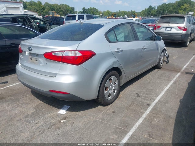 46160180 :رقم المزاد ، KNAFK4A63F5307847 vin ، 2015 Kia Forte Lx مزاد بيع