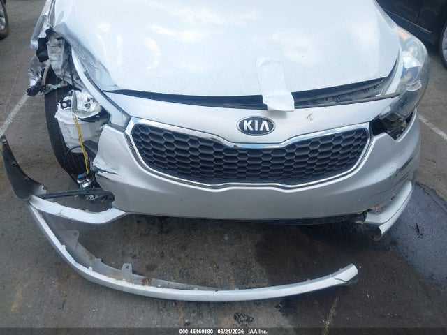 46160180 :رقم المزاد ، KNAFK4A63F5307847 vin ، 2015 Kia Forte Lx مزاد بيع