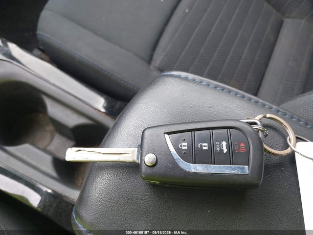 46160187 :رقم المزاد ، JTDS4RCE9LJ007519 vin ، 2020 Toyota Corolla Se مزاد بيع