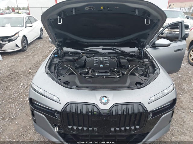 46160209 :رقم المزاد ، WBA33EJ03PCM54216 vin ، 2023 Bmw 760 I Xdrive مزاد بيع