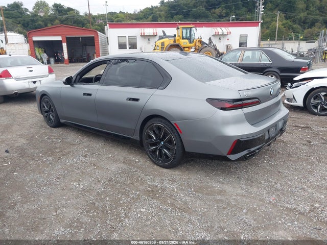 46160209 :رقم المزاد ، WBA33EJ03PCM54216 vin ، 2023 Bmw 760 I Xdrive مزاد بيع