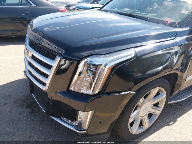 2020 Cadillac Escalade Esv 4wd Luxury მანქანა იყიდება აუქციონზე, vin: 1GYS4HKJ2LR191688, აუქციონის ნომერი: 46160233