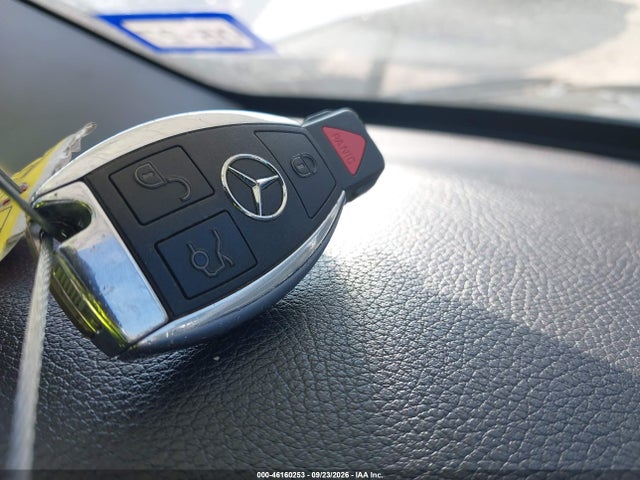 Продаж на аукціоні авто 2015 Mercedes-benz C 300 4matic, vin: 55SWF4KB9FU023994, номер лоту: 46160253