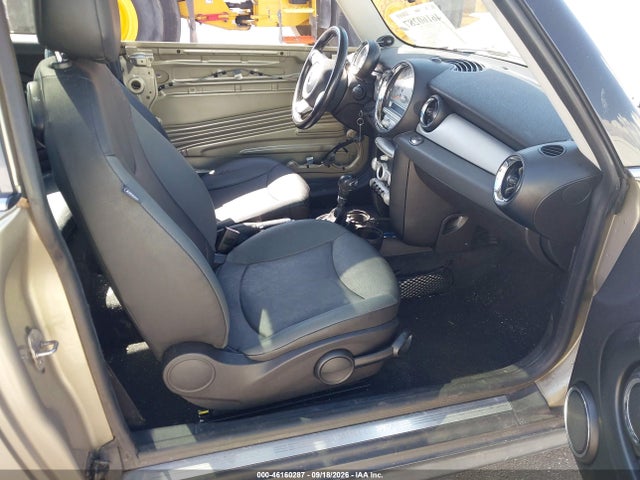 Aukcja sprzedaży 2010 Mini Cooper Clubman, vin: WMWML3C5XATX38242, numer aukcji: 46160287