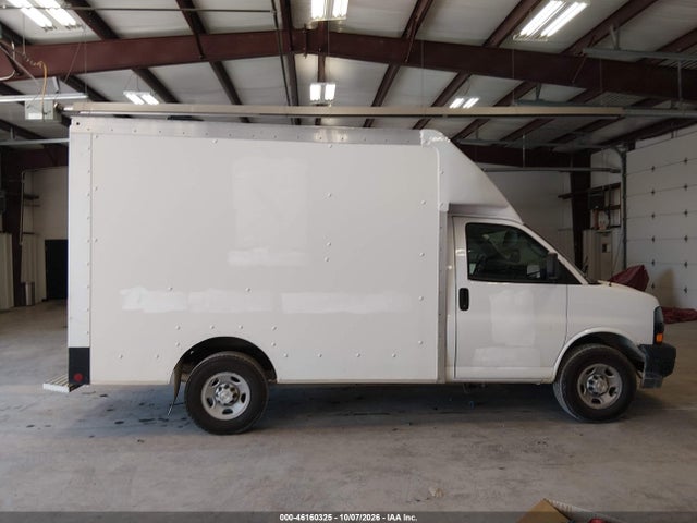46160325 :رقم المزاد ، 1GB0GRF71P1115722 vin ، 2023 Chevrolet Express Cutaway Work Van مزاد بيع