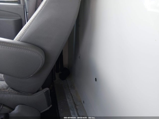 46160325 :رقم المزاد ، 1GB0GRF71P1115722 vin ، 2023 Chevrolet Express Cutaway Work Van مزاد بيع