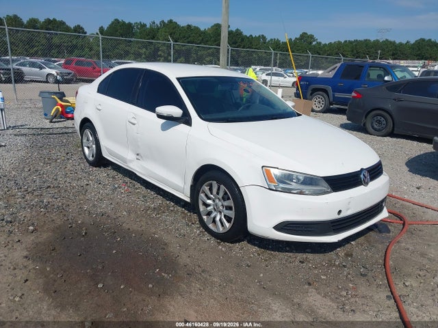 2011 Volkswagen Jetta 2.5l Se მანქანა იყიდება აუქციონზე, vin: 3VWDX7AJ3BM349311, აუქციონის ნომერი: 46160428