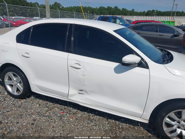 2011 Volkswagen Jetta 2.5l Se მანქანა იყიდება აუქციონზე, vin: 3VWDX7AJ3BM349311, აუქციონის ნომერი: 46160428