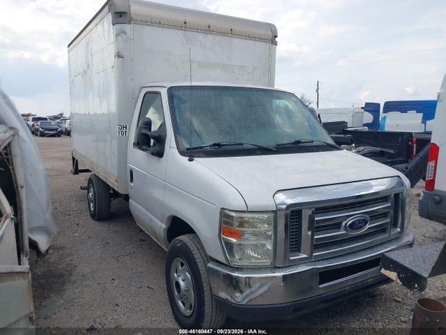 46160447 :رقم المزاد ، 1FDWE3FS1GDC51596 vin ، 2016 Ford E-350 Cutaway مزاد بيع