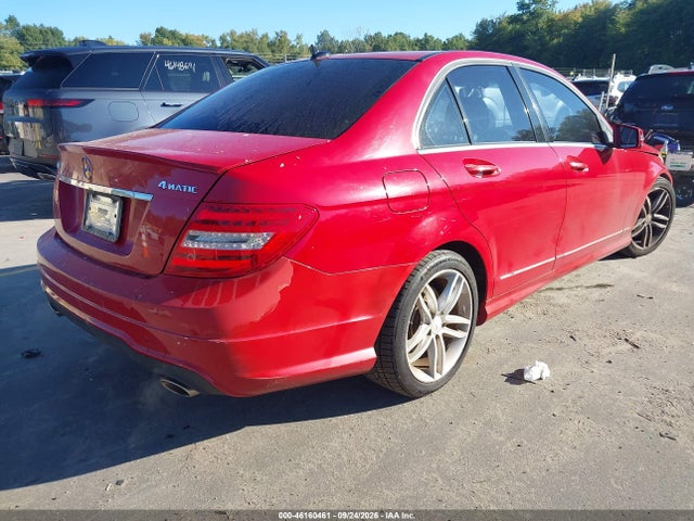 46160461 :رقم المزاد ، WDDGF8AB1DR284032 vin ، 2013 Mercedes-benz C 300 Sport 4matic مزاد بيع