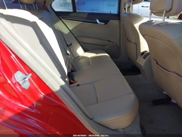 46160461 :رقم المزاد ، WDDGF8AB1DR284032 vin ، 2013 Mercedes-benz C 300 Sport 4matic مزاد بيع
