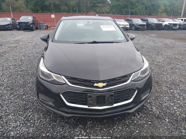 Продаж на аукціоні авто 2018 Chevrolet Cruze Lt Auto, vin: 1G1BE5SM9J7100106, номер лоту: 46160497