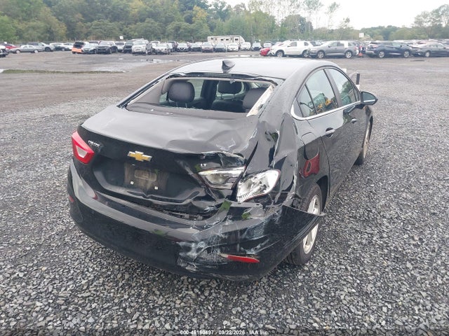 Продаж на аукціоні авто 2018 Chevrolet Cruze Lt Auto, vin: 1G1BE5SM9J7100106, номер лоту: 46160497