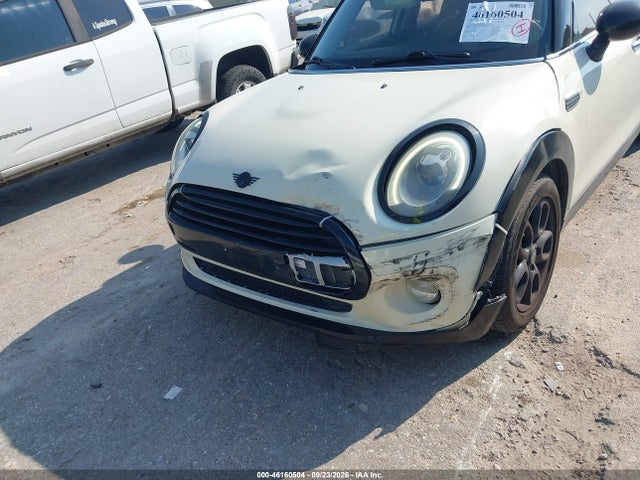 46160504 :رقم المزاد ، WMWXS5C51FT827426 vin ، 2015 Mini Hardtop Cooper مزاد بيع