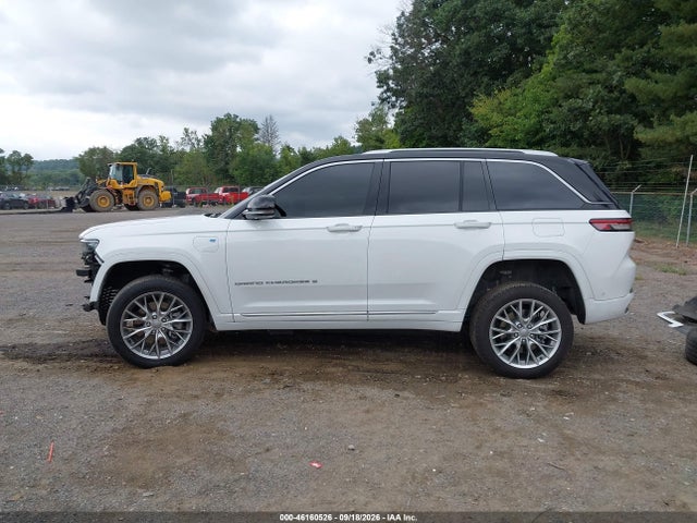 2023 Jeep Grand Cherokee 4xe Summit მანქანა იყიდება აუქციონზე, vin: 1C4RJYE62P8791577, აუქციონის ნომერი: 46160526