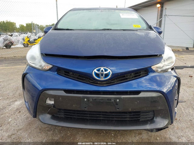 JTDZN3EU7GJ049920 Toyota Prius V Three