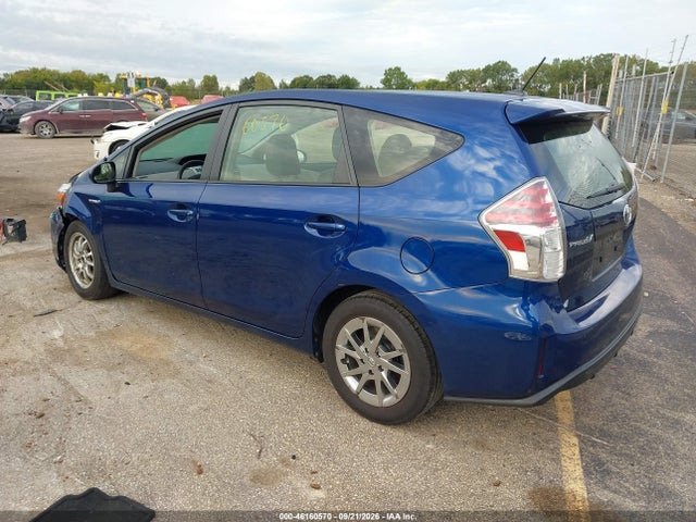 JTDZN3EU7GJ049920 Toyota Prius V Three