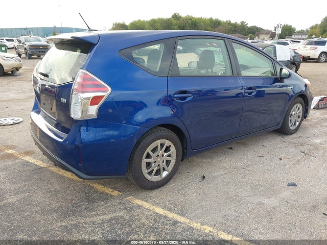 JTDZN3EU7GJ049920 Toyota Prius V Three