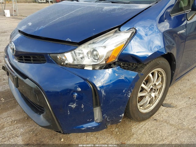 JTDZN3EU7GJ049920 Toyota Prius V Three