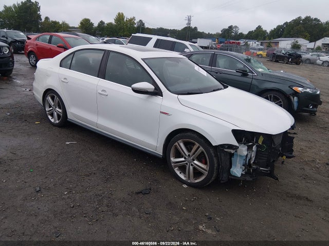 46160586 :رقم المزاد ، 3VW5T7AJ2HM399822 vin ، 2017 Volkswagen Jetta Gli مزاد بيع