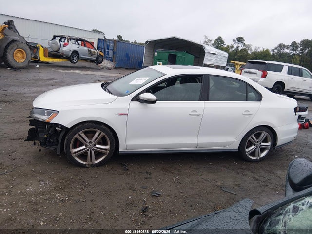 Продажа на аукционе авто 2017 Volkswagen Jetta Gli, vin: 3VW5T7AJ2HM399822, номер лота: 46160586