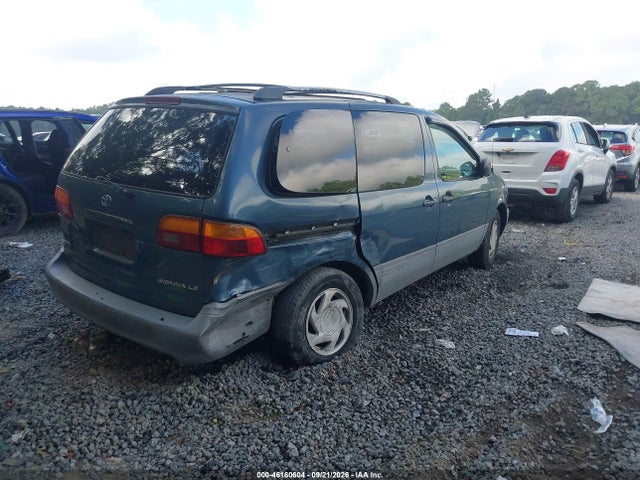 2000 Toyota Sienna Le მანქანა იყიდება აუქციონზე, vin: 4T3ZF13C8YU245377, აუქციონის ნომერი: 46160604