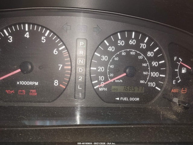 2000 Toyota Sienna Le მანქანა იყიდება აუქციონზე, vin: 4T3ZF13C8YU245377, აუქციონის ნომერი: 46160604