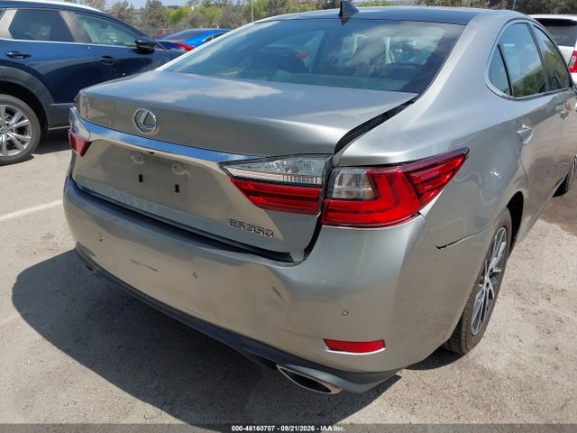 58ABK1GG8GU032701 Lexus ES 350