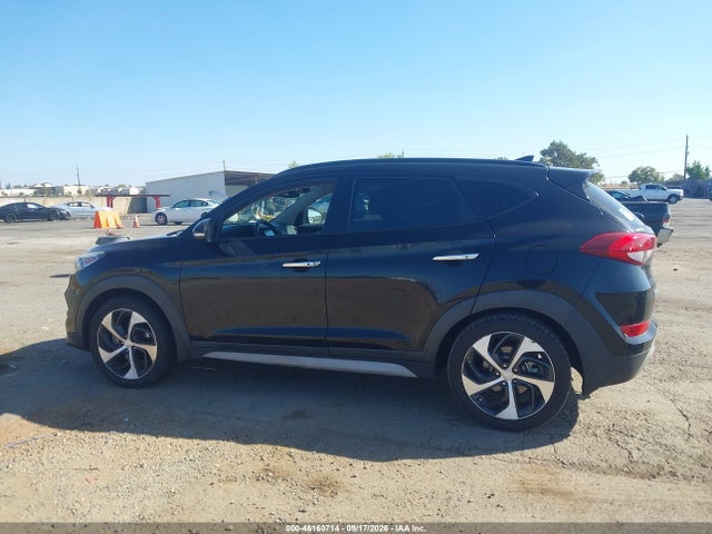 46160714 :رقم المزاد ، KM8J33A26HU383777 vin ، 2017 Hyundai Tucson Limited مزاد بيع