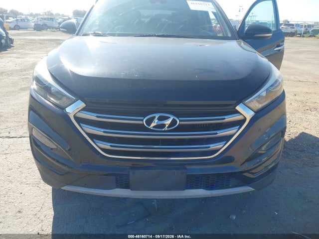 46160714 :رقم المزاد ، KM8J33A26HU383777 vin ، 2017 Hyundai Tucson Limited مزاد بيع
