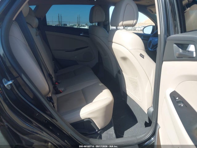 46160714 :رقم المزاد ، KM8J33A26HU383777 vin ، 2017 Hyundai Tucson Limited مزاد بيع