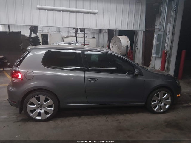 46160743 :رقم المزاد ، WVWAB7AJ8BW137282 vin ، 2011 Volkswagen Golf 2.5l 2-door مزاد بيع