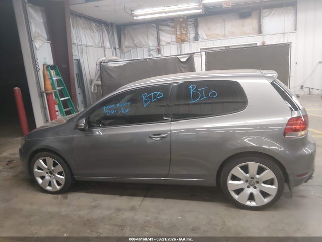 46160743 :رقم المزاد ، WVWAB7AJ8BW137282 vin ، 2011 Volkswagen Golf 2.5l 2-door مزاد بيع