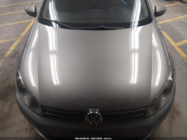 46160743 :رقم المزاد ، WVWAB7AJ8BW137282 vin ، 2011 Volkswagen Golf 2.5l 2-door مزاد بيع