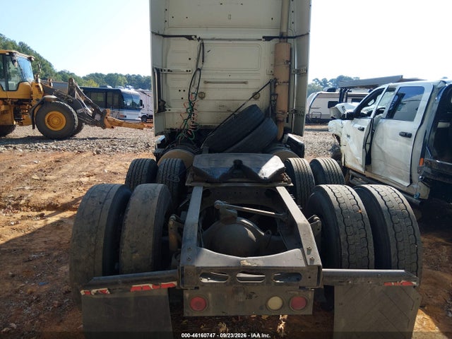 2006 Volvo Vn მანქანა იყიდება აუქციონზე, vin: 4V4NC9TG36N400631, აუქციონის ნომერი: 46160747