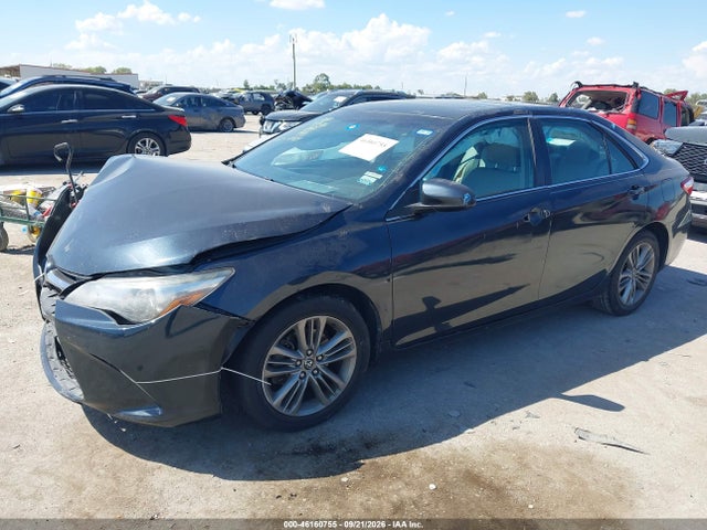2015 Toyota Camry Se მანქანა იყიდება აუქციონზე, vin: 4T1BF1FK2FU005252, აუქციონის ნომერი: 46160755