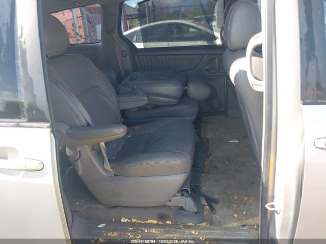 Aukcja sprzedaży 2004 Toyota Sienna Xle, vin: 5TDZA22C84S017560, numer aukcji: 46160784