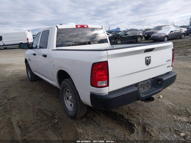 46160831 :رقم المزاد ، 1C6RR7KG3JS297178 vin ، 2018 Ram 1500 Tradesman  4x4 5'7 Box مزاد بيع