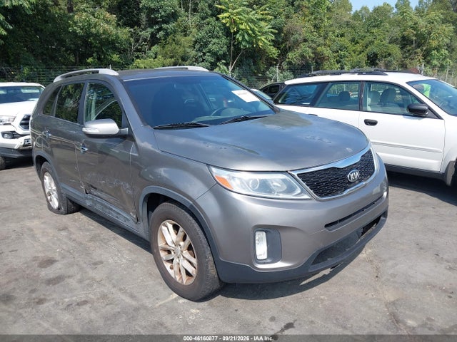 2015 Kia Sorento Lx მანქანა იყიდება აუქციონზე, vin: 5XYKTCA62FG572579, აუქციონის ნომერი: 46160877
