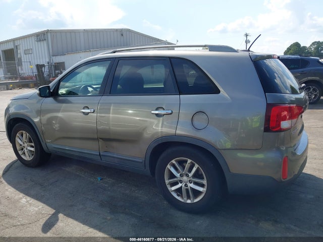 46160877 :رقم المزاد ، 5XYKTCA62FG572579 vin ، 2015 Kia Sorento Lx مزاد بيع