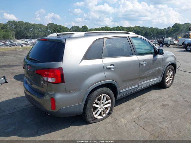 46160877 :رقم المزاد ، 5XYKTCA62FG572579 vin ، 2015 Kia Sorento Lx مزاد بيع